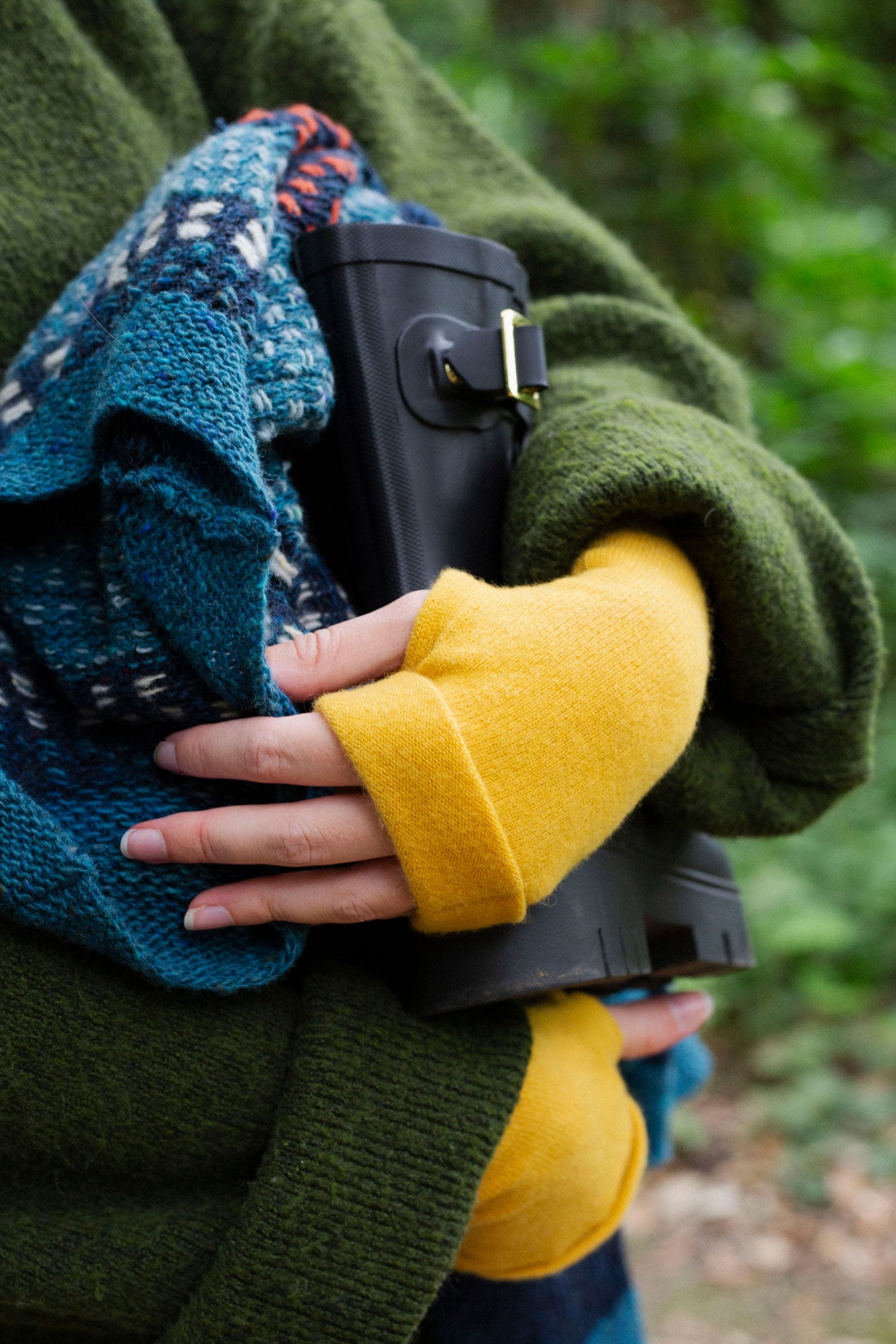 Turtle Doves Cashmere Fingerless Gloves - Mustard