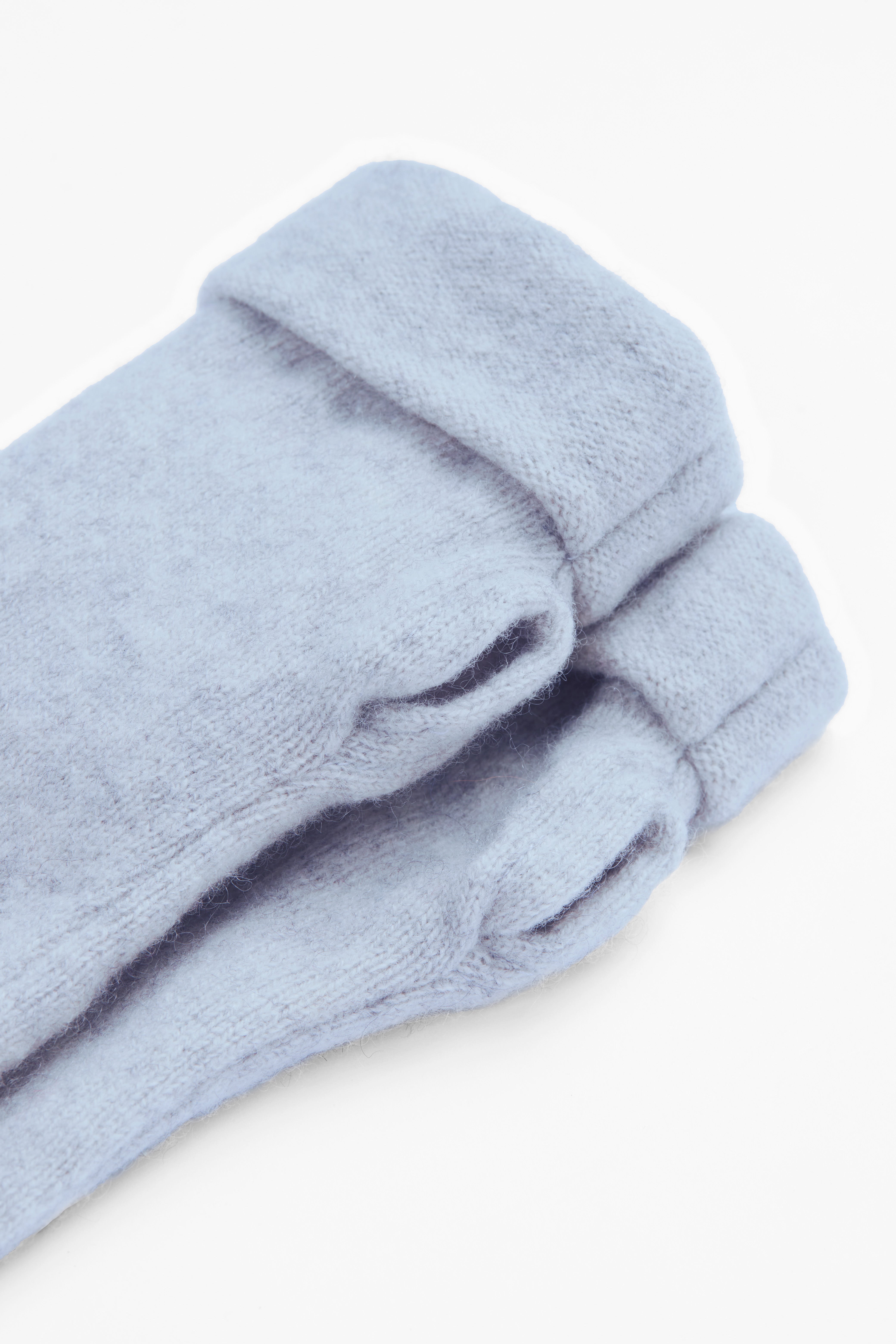 Re:Born Cashmere Fingerless Gloves