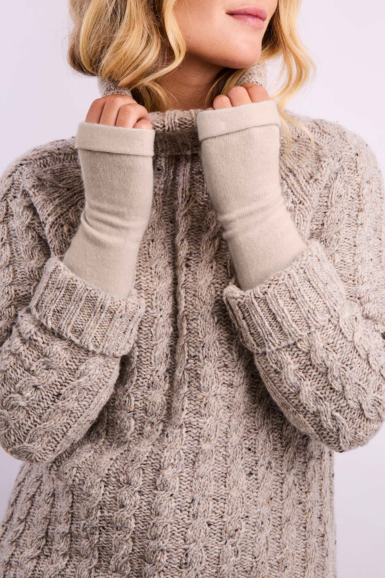 Turtle Doves Cashmere Fingerless Gloves - Chino