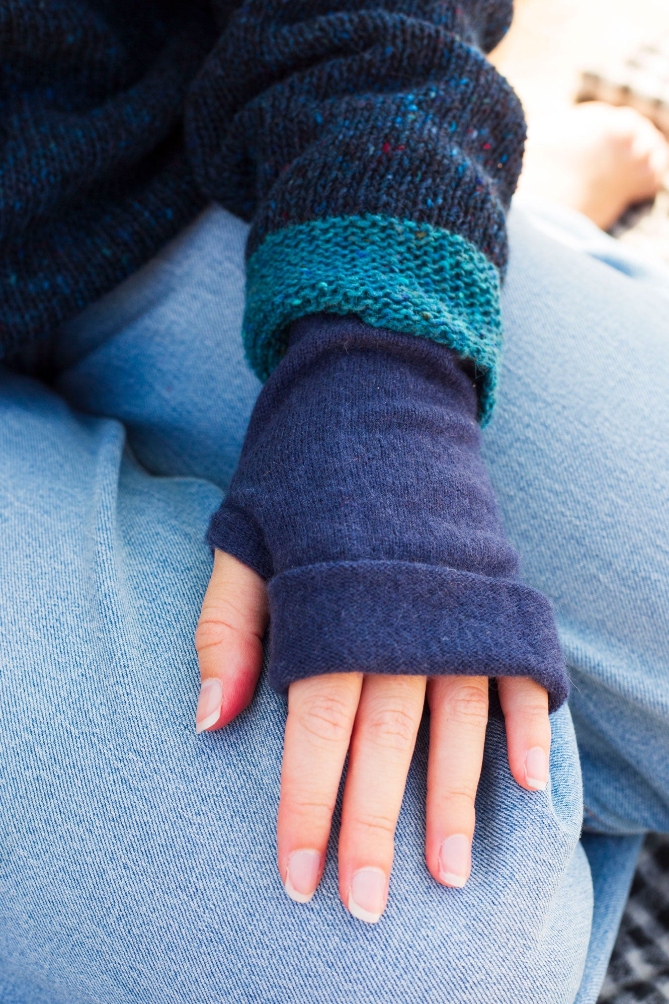 Turtle Doves Cashmere Fingerless Gloves - Navy