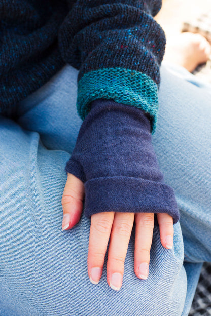 Turtle Doves Cashmere Fingerless Gloves - Navy
